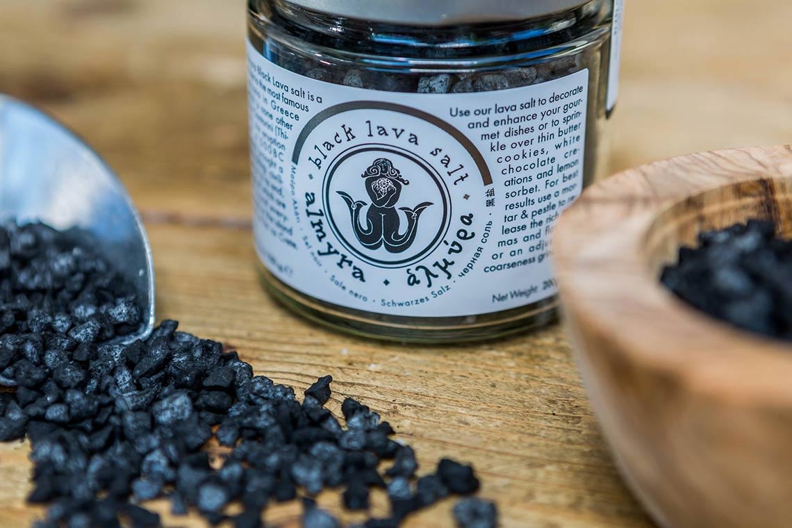 Almyra black lava salt